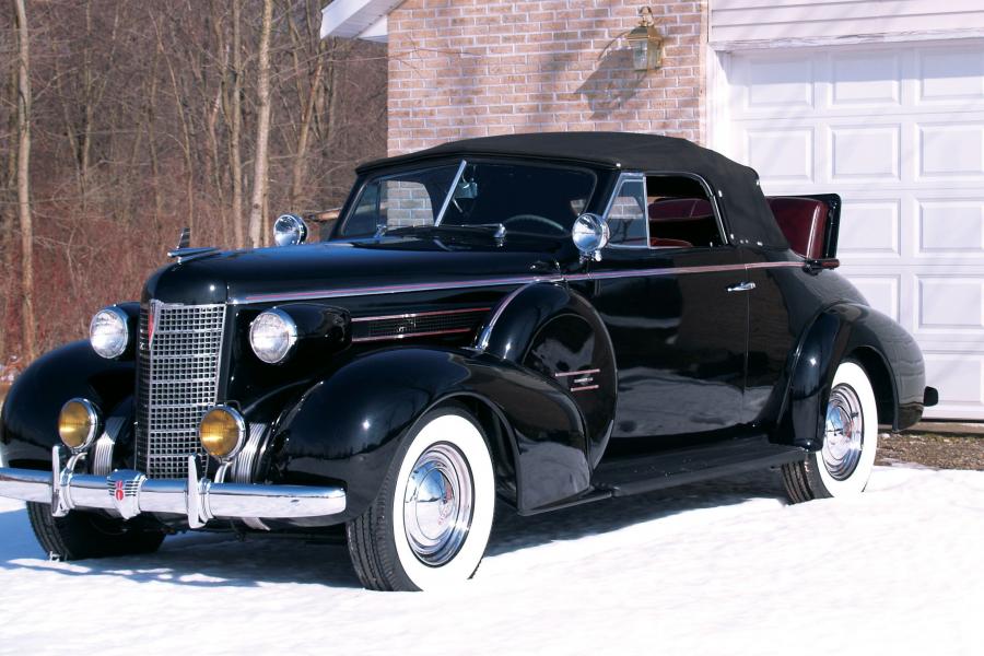  Oldsmobile L-37 Convertible Coupe 1937 года  (фото 1 из 6)